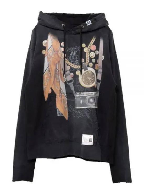 Graphic Print Hoodie With Relaxed Fit And Drawstring Hood