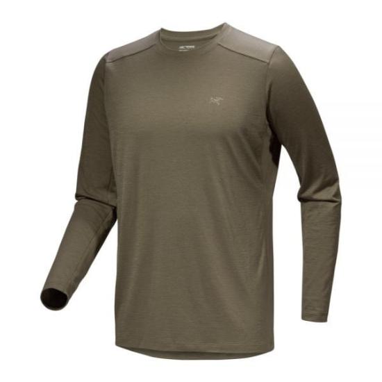 Long-Sleeve Crew Neck T-Shirt With Subtle Detailing