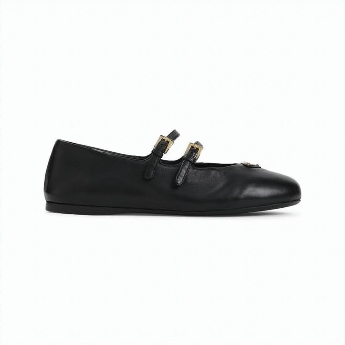 Rounded Toe Black Lambskin Flat Shoes
