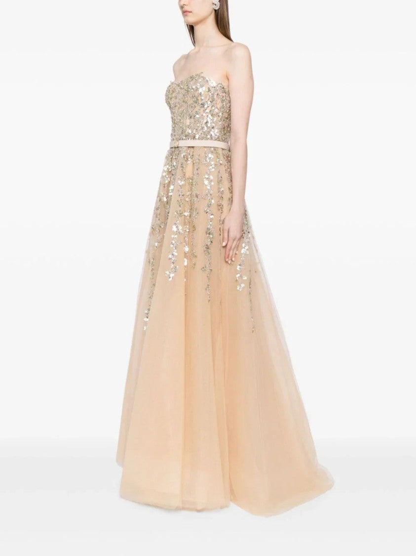 Tulle Stapless Dress With A Dotted Beading