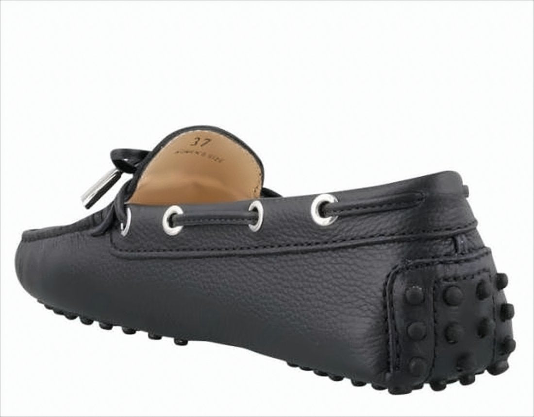 Pebbled Leather Loafer with Moccasin Toe