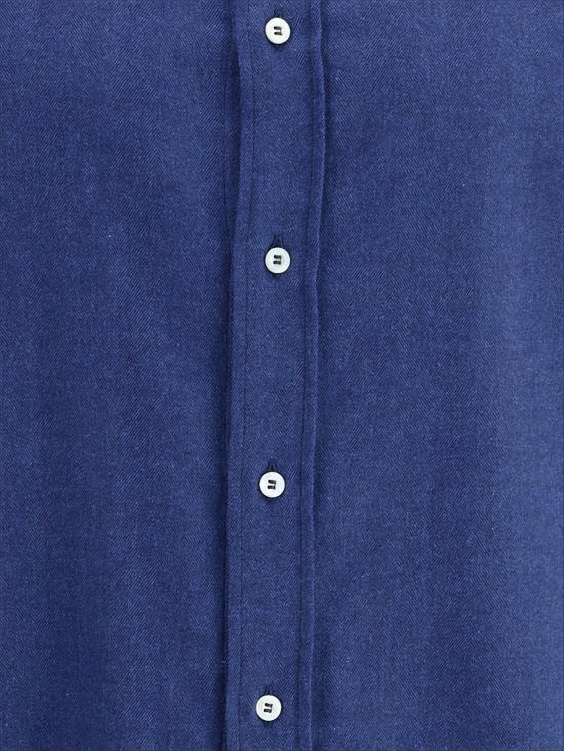 Tailored Long-Sleeve Shirt with Classic Collar