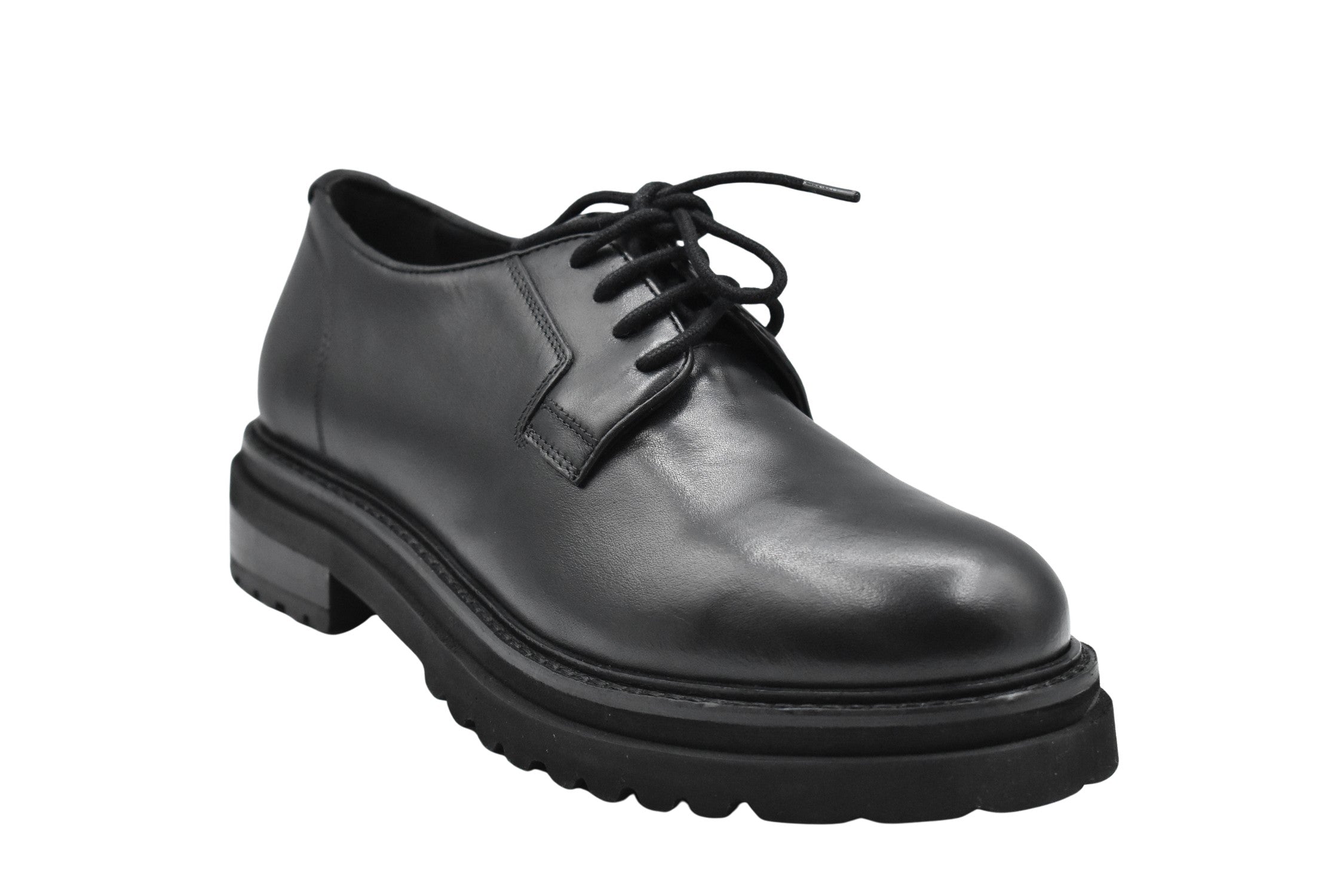 Czarne sznurowane buty ze skóry gładkiej z podeszwą