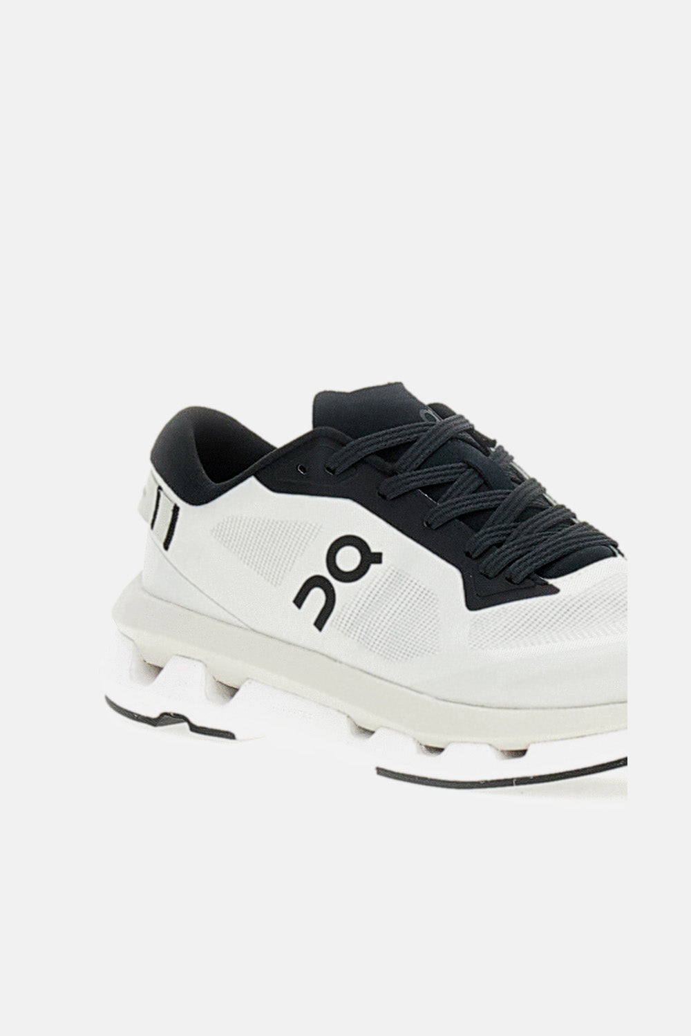 Cloudzone White Mesh Sneakers