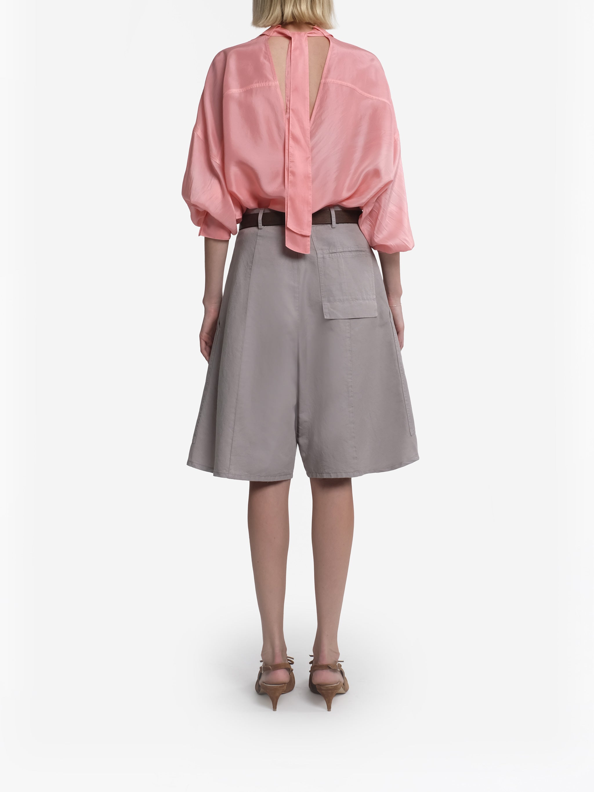 Uvetta Loose-Fitting Long-Sleeved Blouse