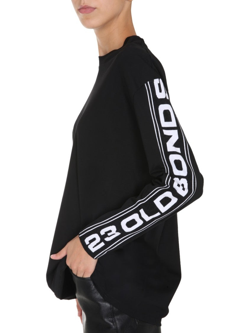 Long-Sleeve Graphic Round Neck T-Shirt
