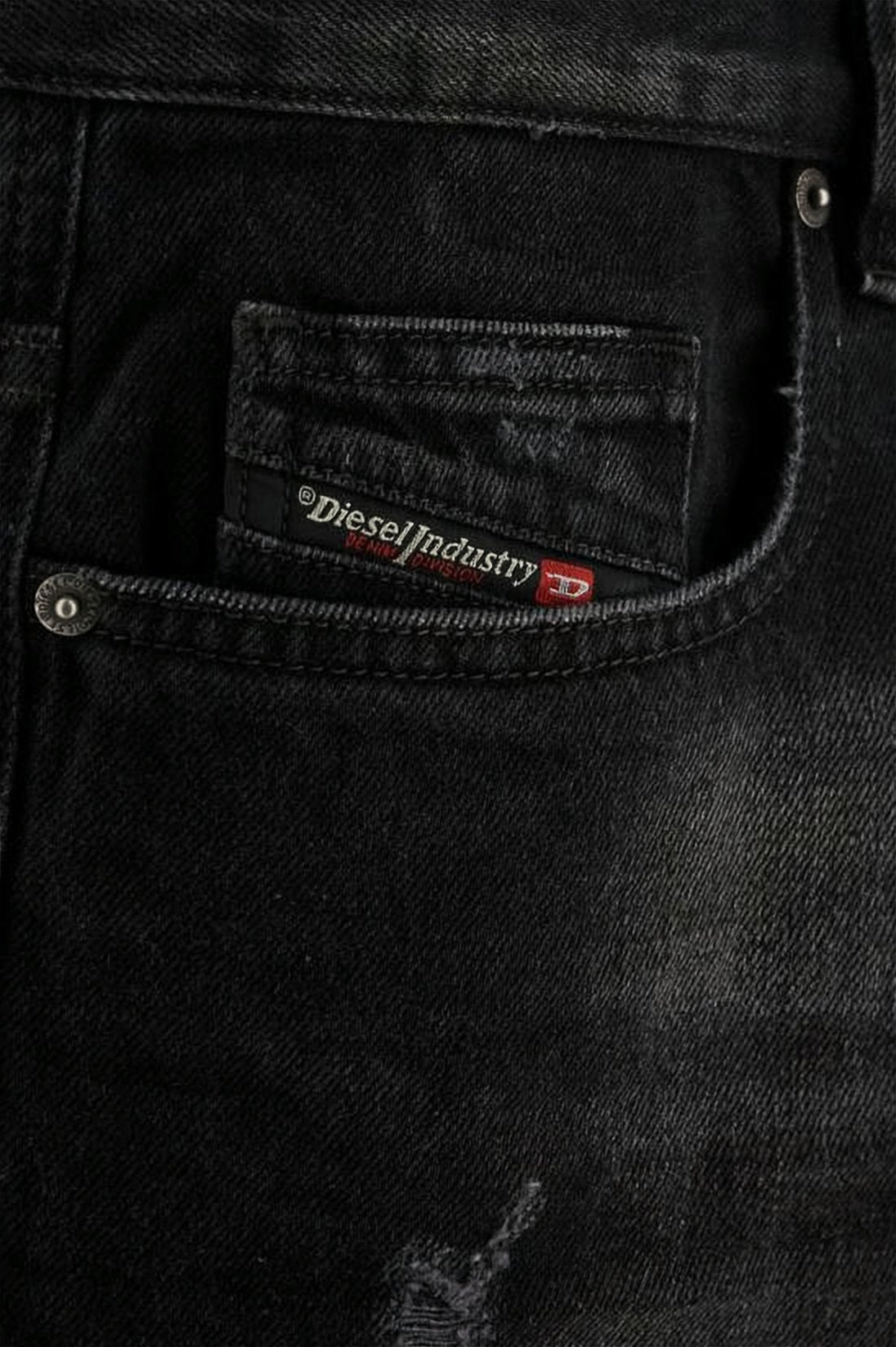 Relaxed Fit Washed Black Denim Pants with Tapered Leg