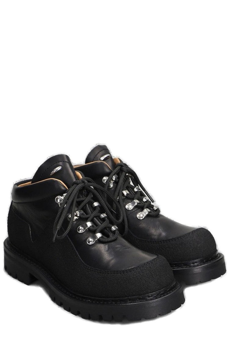 Rugged Black Cowhide Leather Boots with Vibram Outsole