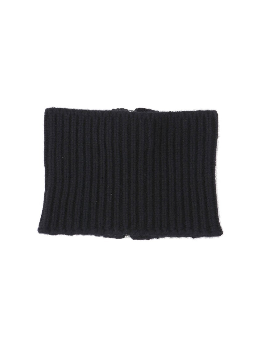 Ribbed Knit Scarf With Central Silver Zipper