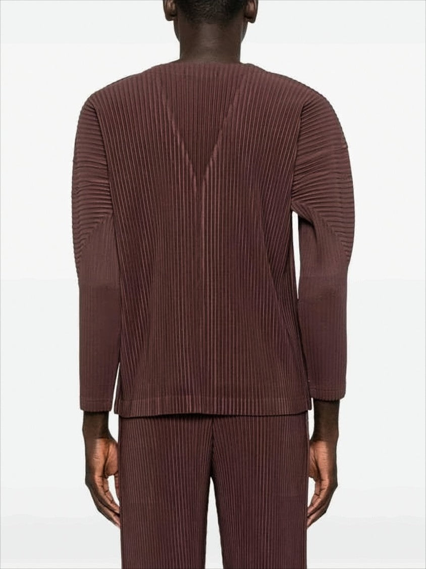 Button-Up Textured Cardigan With Deep V-Neckline And Vertical Pleats