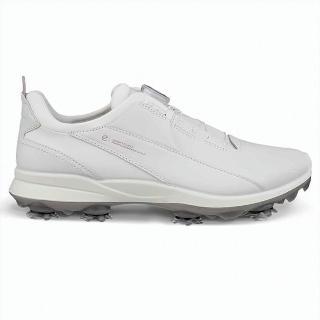 Low-Profile White Leather Sneakers with Textured Sole