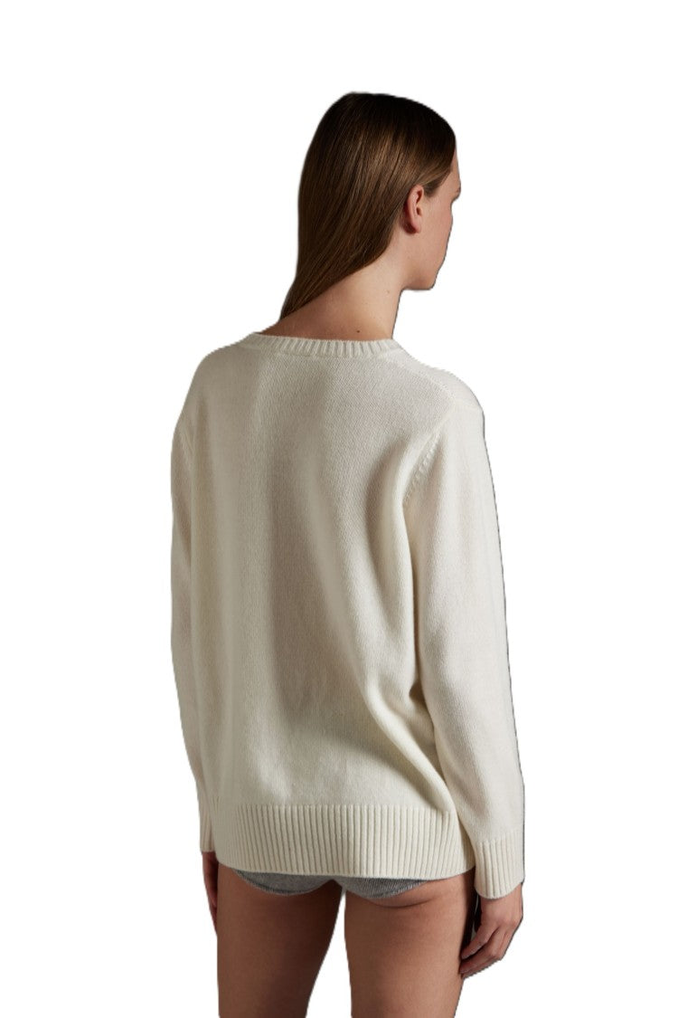 Refined Silhouette Women'S Garment With Subtle Detailing