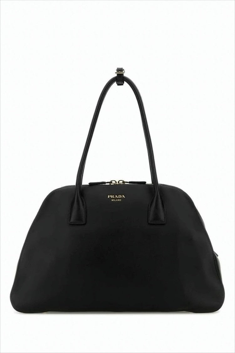 Calf Leather Shoulder Bag With Gold-Tone Zipper Closure