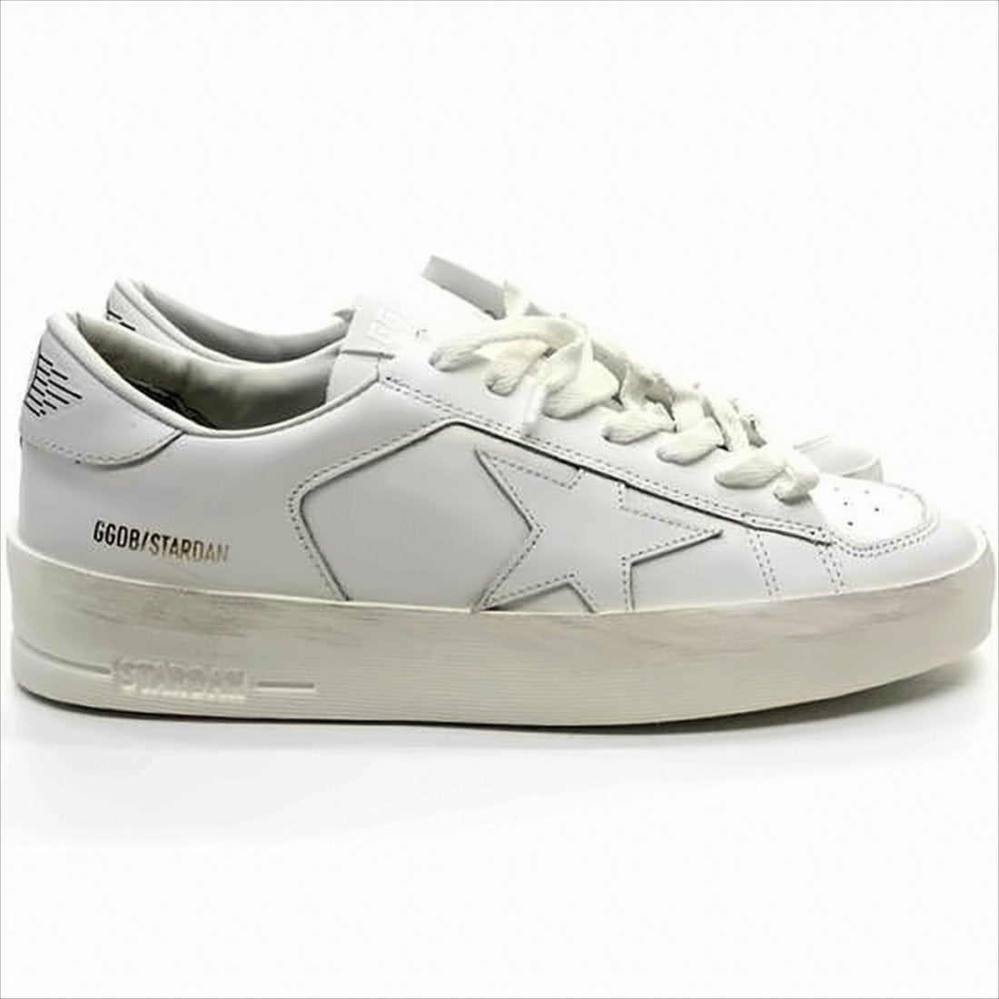 Low-Top Sneakers with Subtle Star Detail
