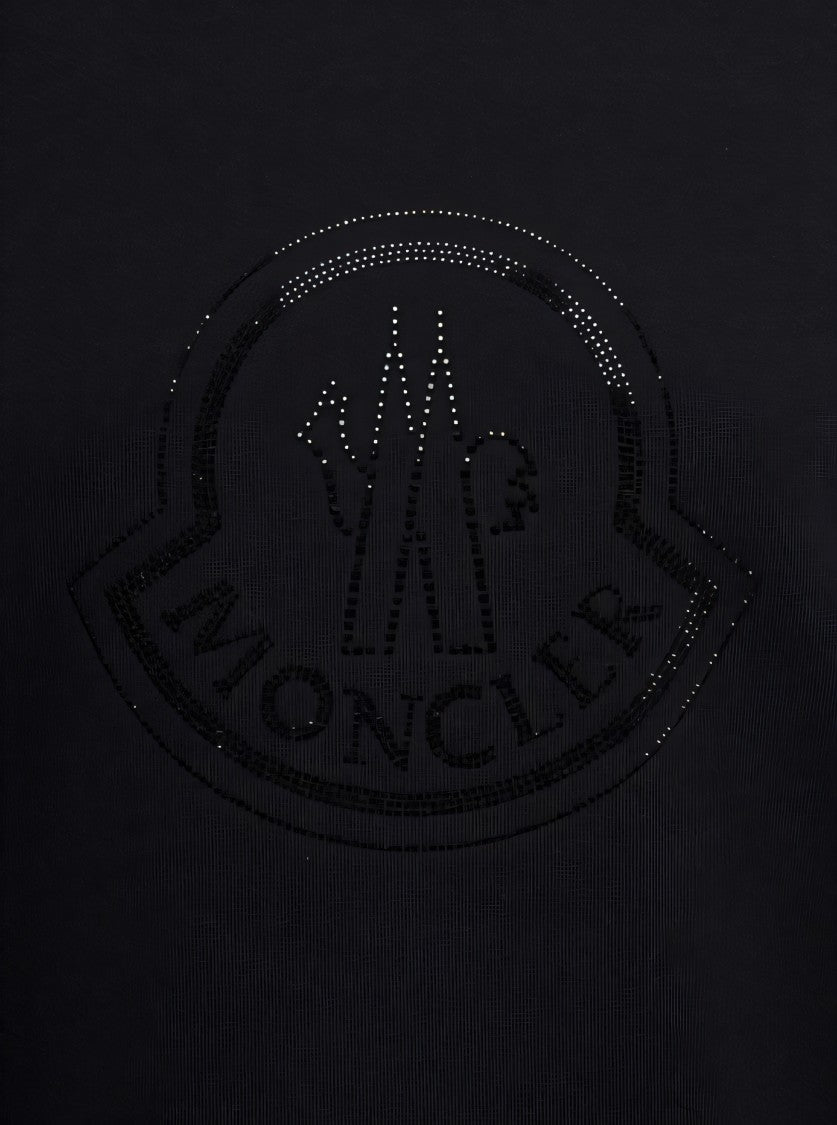 Classic Black Long-Sleeve Sweatshirt