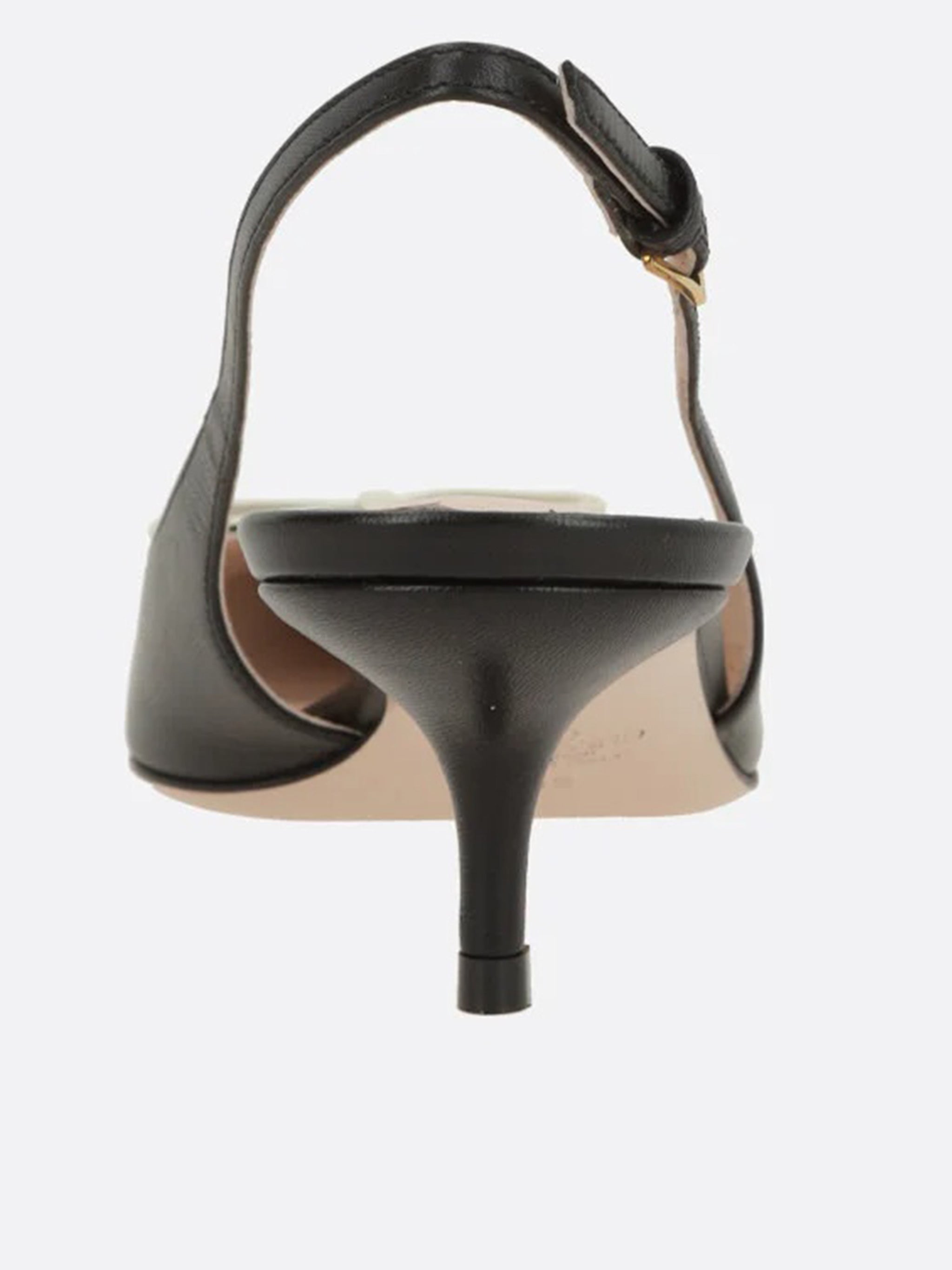 Black Pointed Toe Patent Leather Decolletes