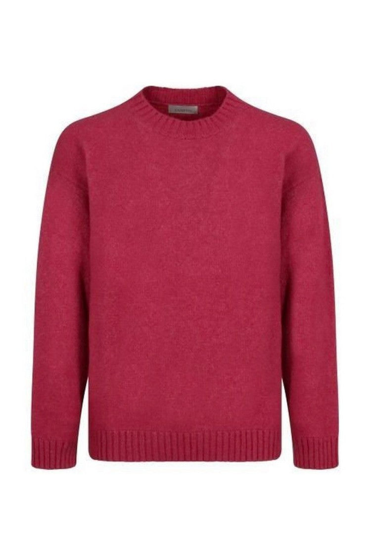 Czerwony sweter z kaszmiru