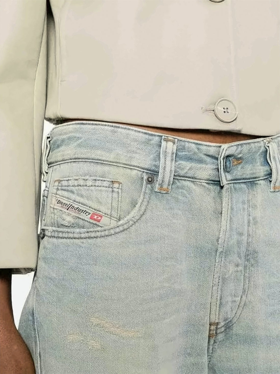 Light-Wash Denim Jeans with Relaxed Straight-Leg Fit