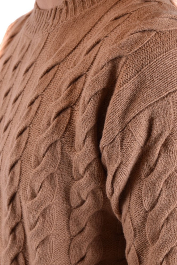 Cable Knit Sweater In Warm Camel Tone