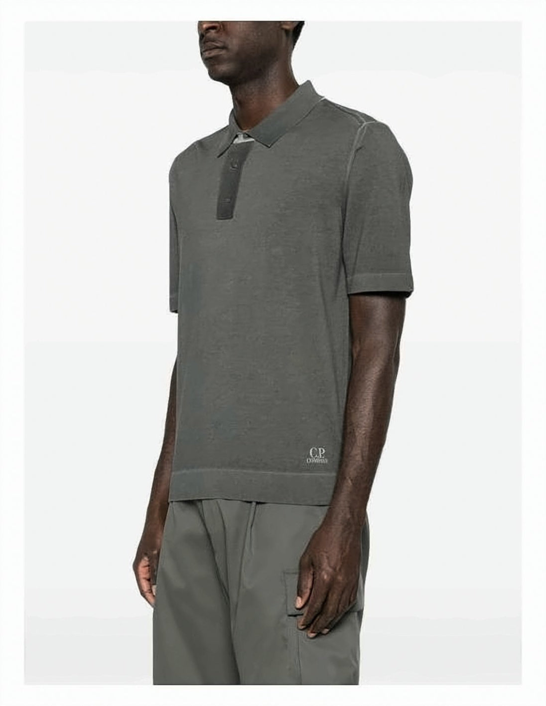 Classic Short-Sleeved Polo Shirt with Ribbed Cuffs