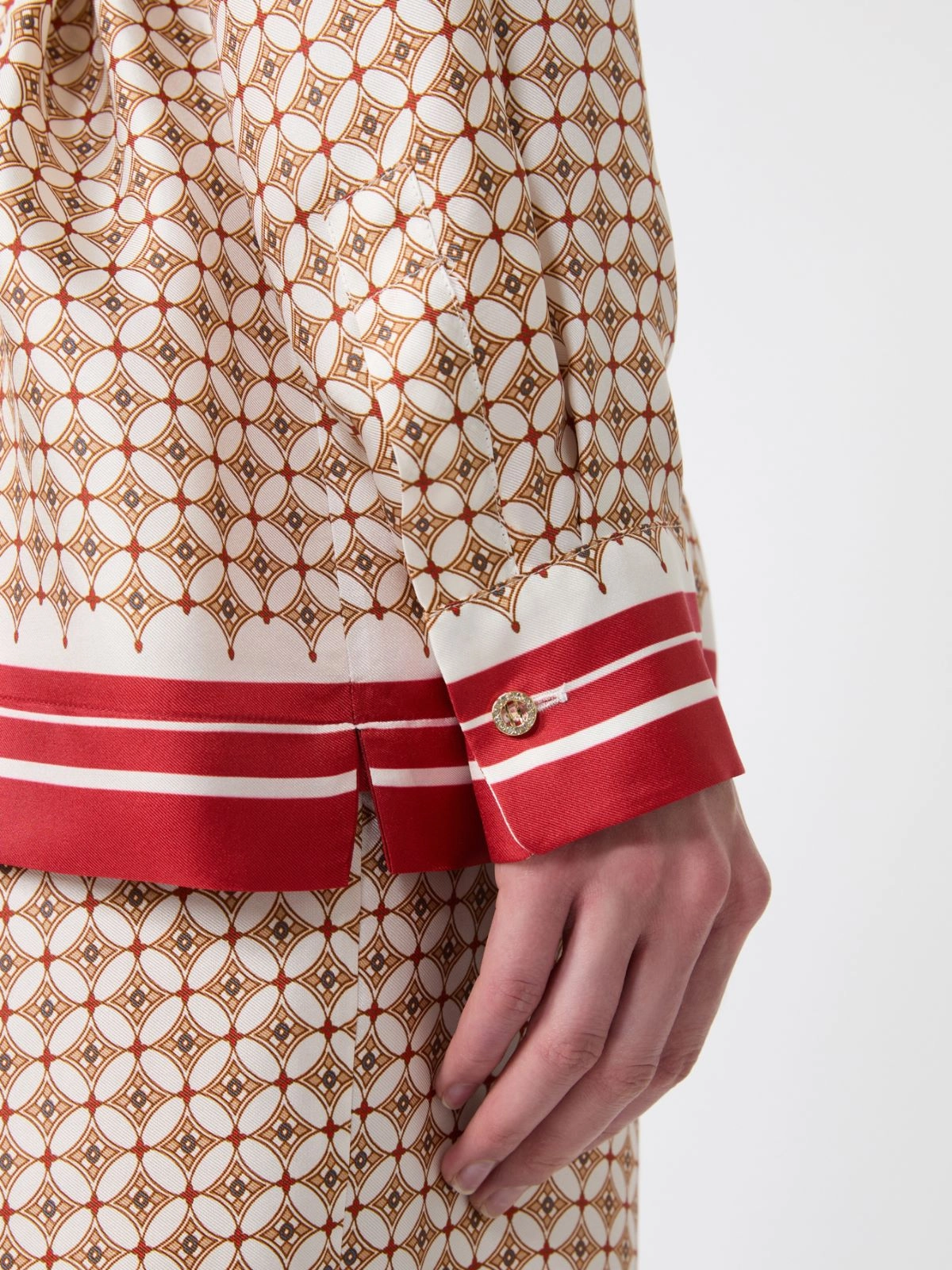 Geometric Pattern Top with Structured Collar