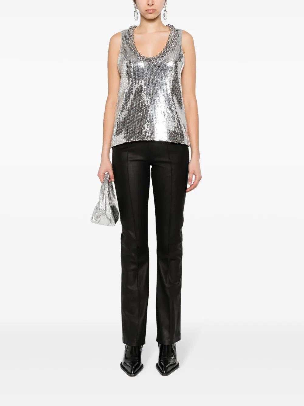 Fitted Neutral Top with Minimalist Design