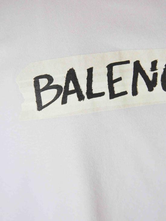Medium-Fit T-Shirt With Distinctive Masking Tape Design