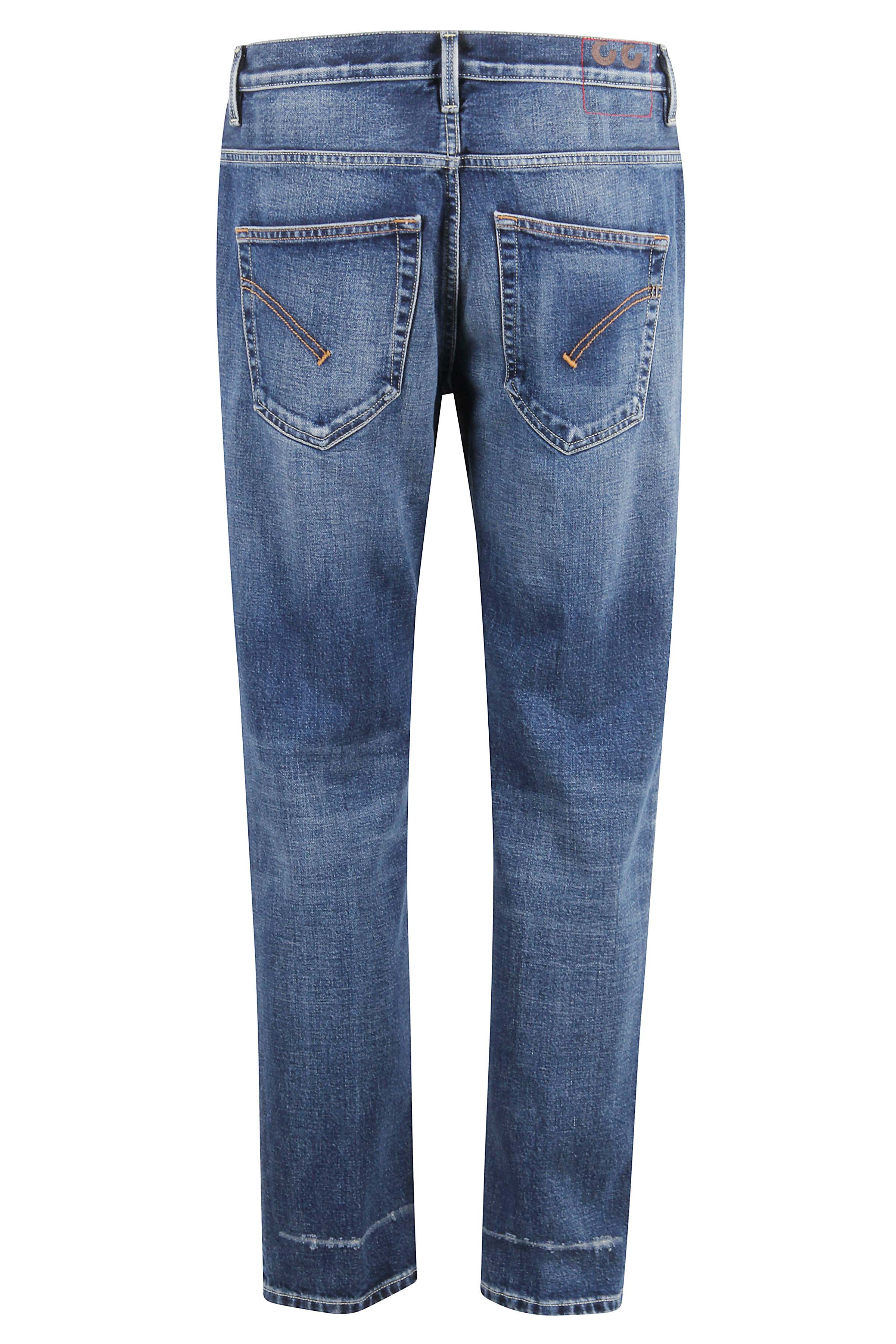 Mid-Rise Carrot Leg Jeans