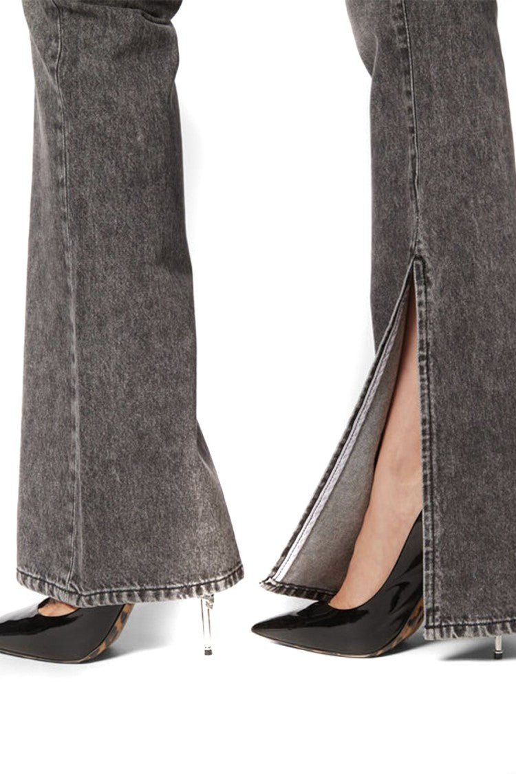 Flared High-Waisted Jeans With Split Hem Design