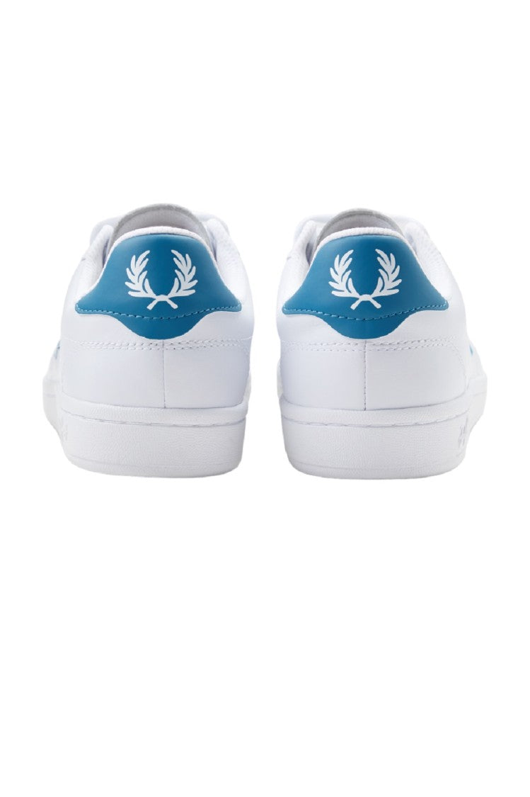 B721 Tennis Shoe