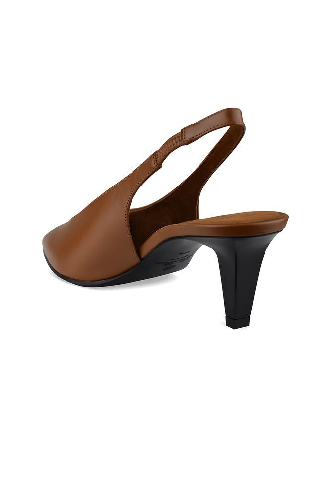 Rebecca Pumps