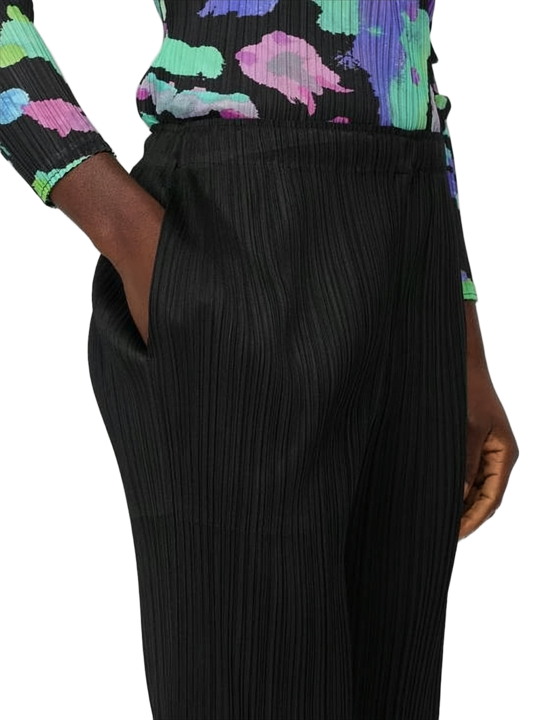 Cropped Black Pleated Pants with Elastic Waistband