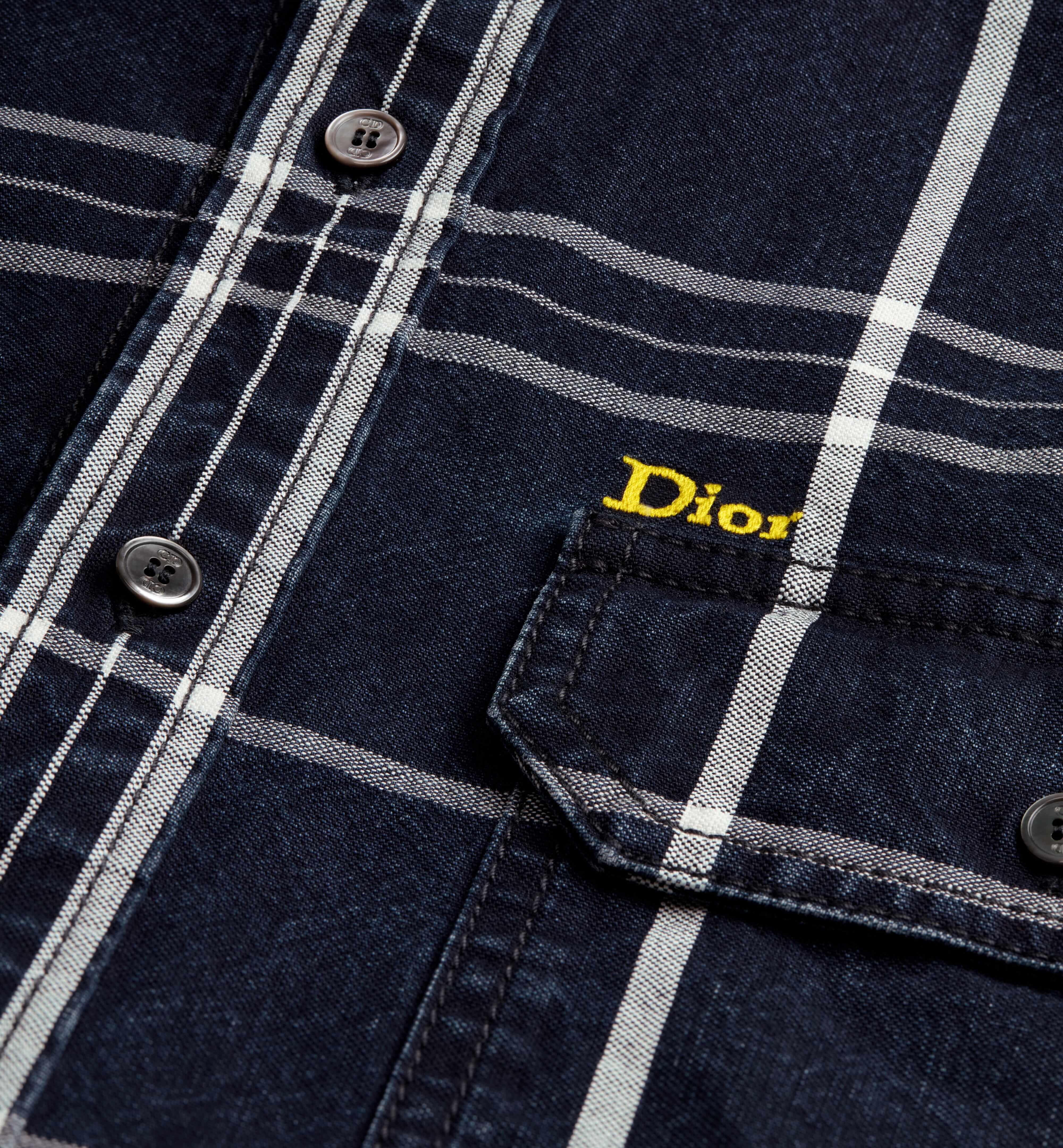 Long-Sleeve Dark Blue Plaid Shirt With Frayed Hem