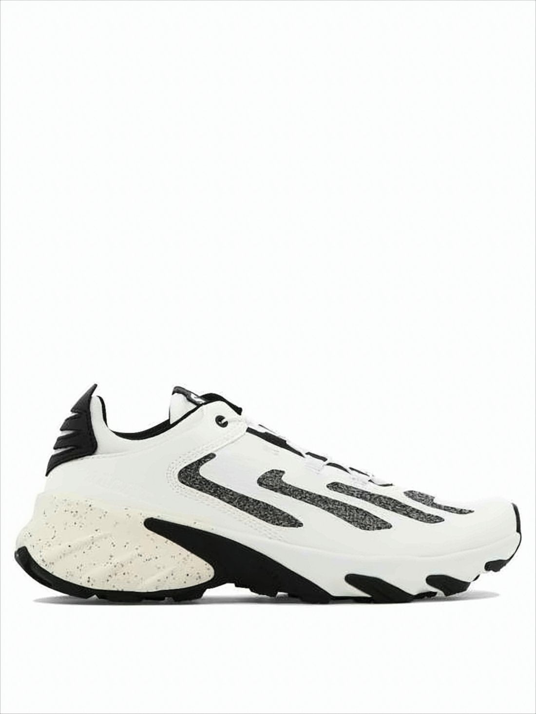 White Sneakers With Dynamic Black Accents