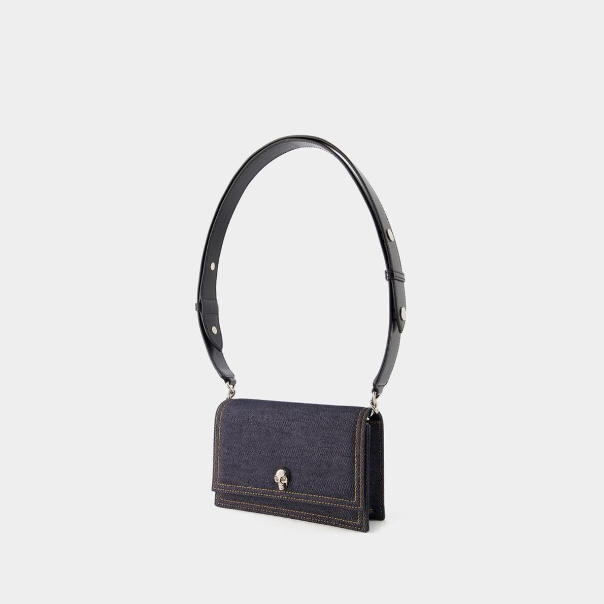 Small Skull Crossbody - Leather - Black
