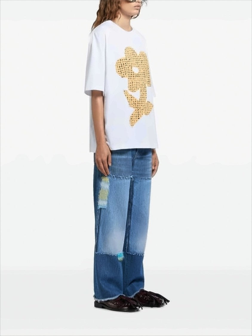 Short-Sleeve T-Shirt with Large Flower Graphic and Relaxed Fit