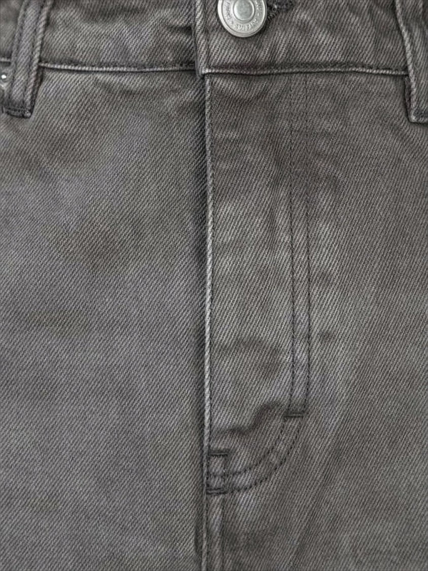 Straight-Leg Grey Denim Pants With Classic Five-Pocket Design