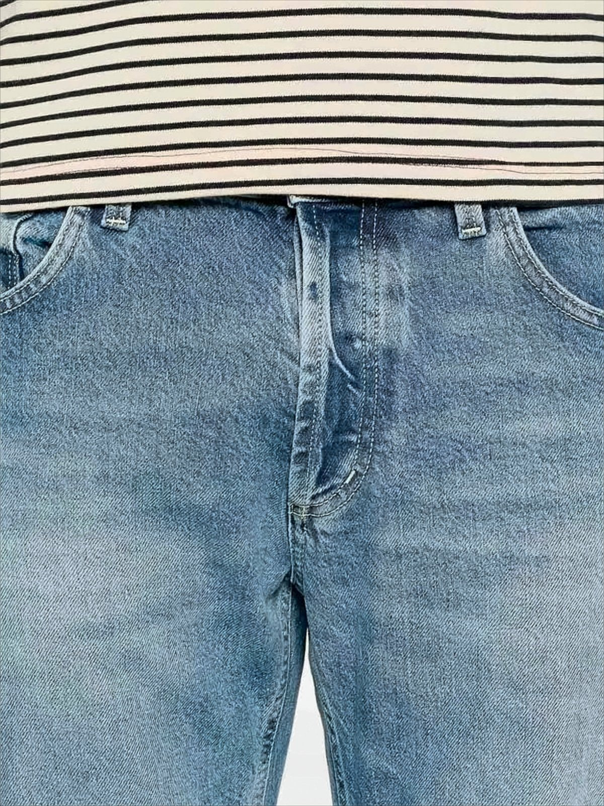 Straight-Leg Denim Jeans With Classic Five-Pocket Design