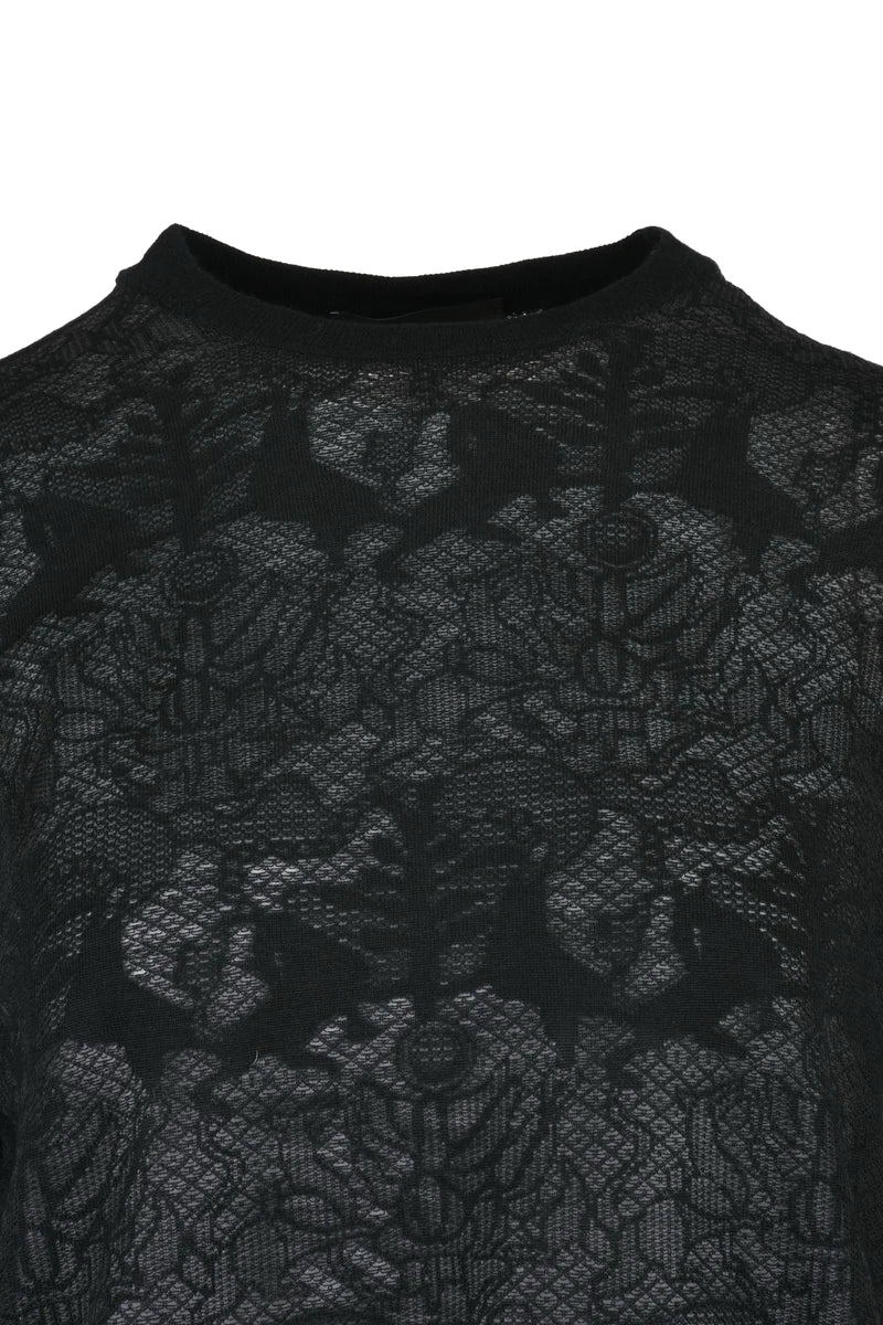 Black Long-Sleeved T-shirt