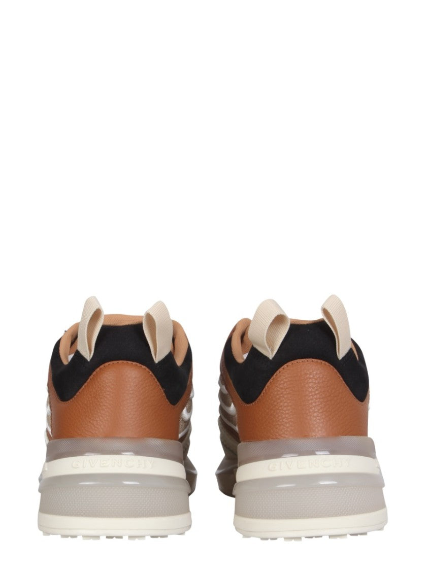 Giv 1 Runner Sneakers