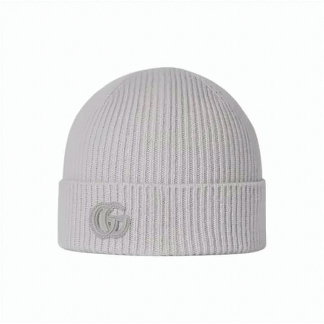 Ribbed Knit Cashmere Beanie with Logo Detail
