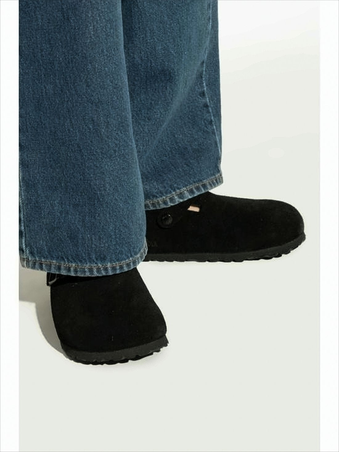 Closed-Toe Suede Sandals with Adjustable Strap