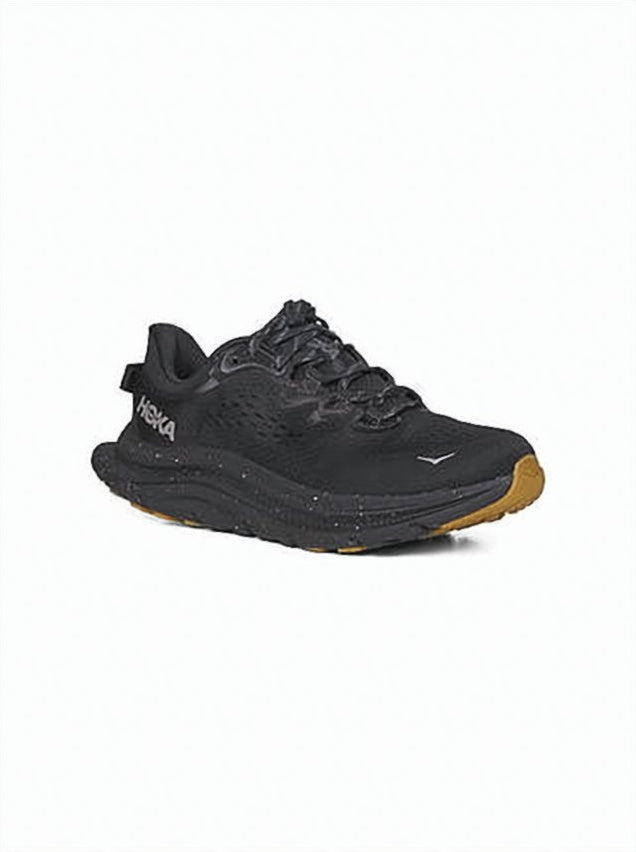 Low-Profile Black Sneakers with Breathable Mesh Upper