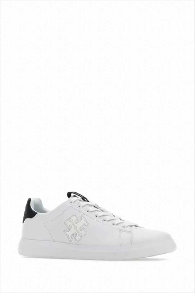 Low-Profile White Sneakers with Stitched Logo Detail