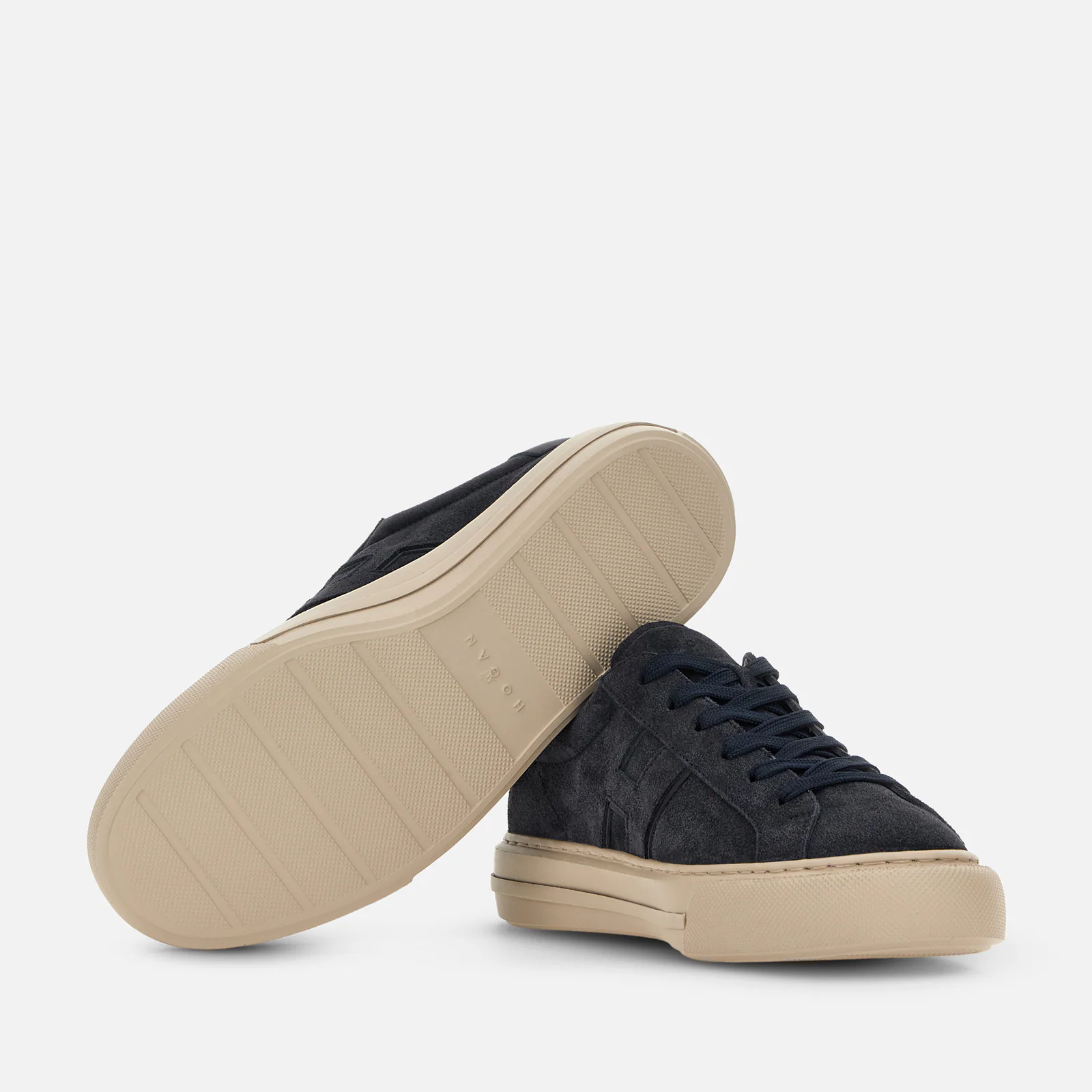 H691 H Low-Top Sneakers With Suede Upper