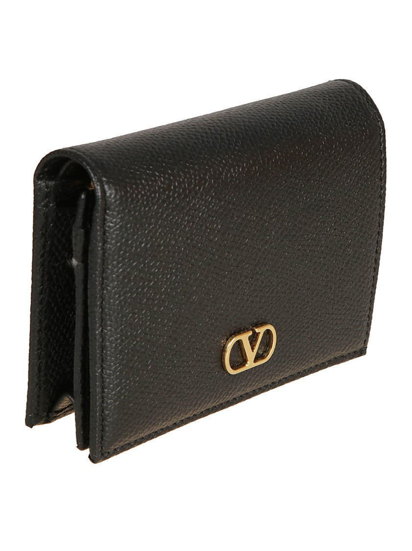 Compact Pebble Calf Leather Wallet With Vlogo Detail