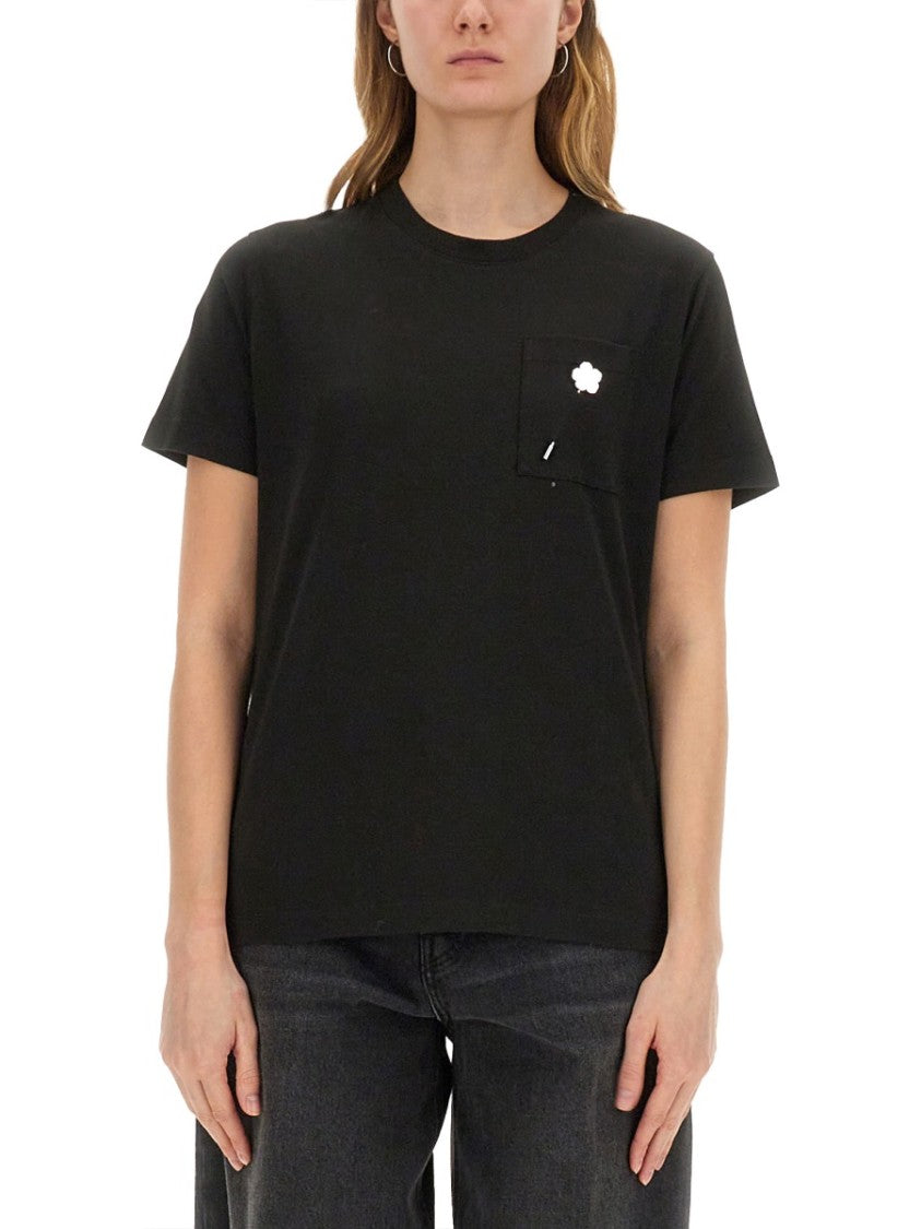 "Boke Flower Pin" T-Shirt
