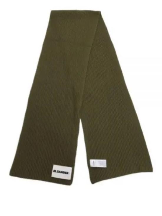 Ribbed Wool Scarf with Rectangular Label Detail