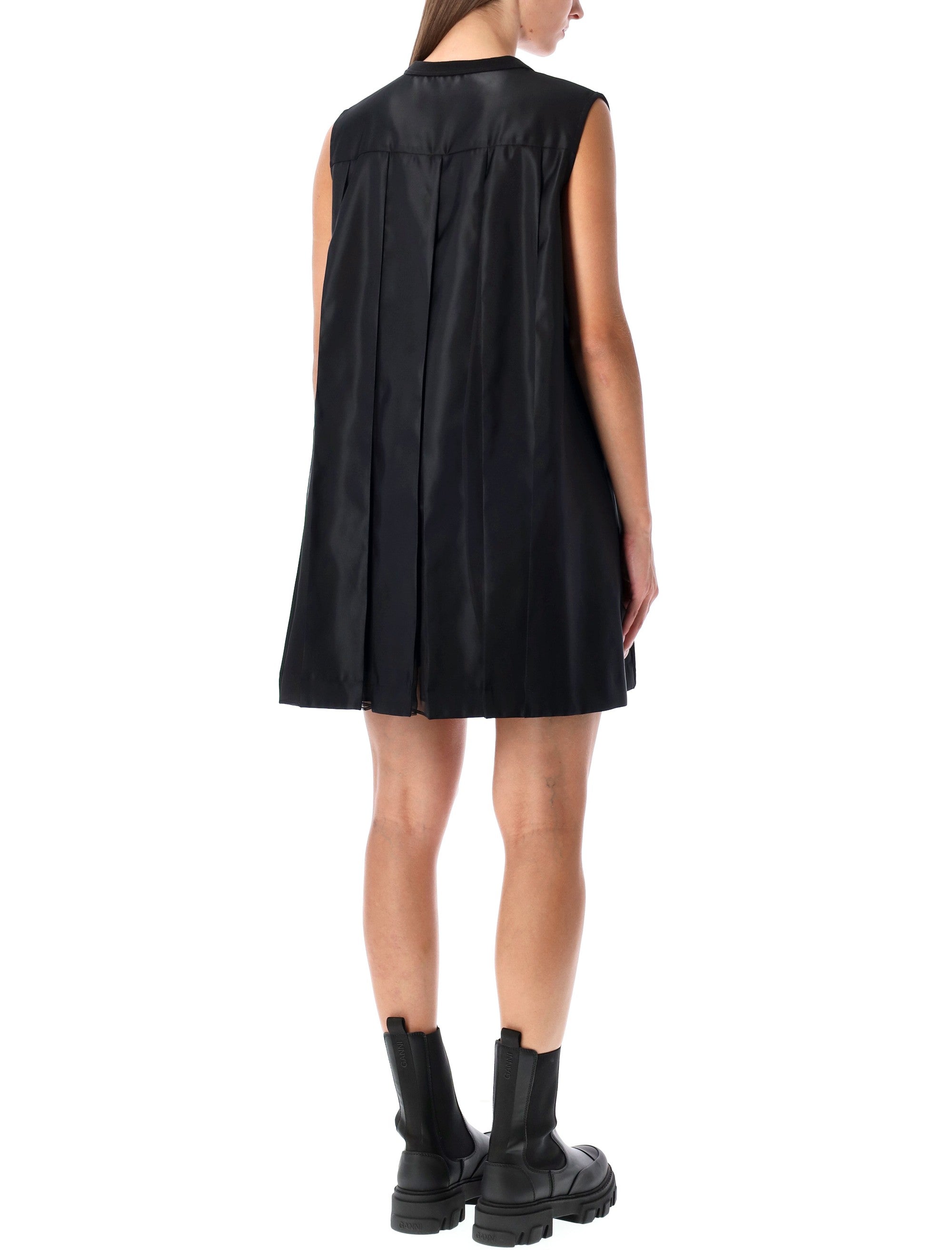 Short Dress With Contrasting Pleated Back