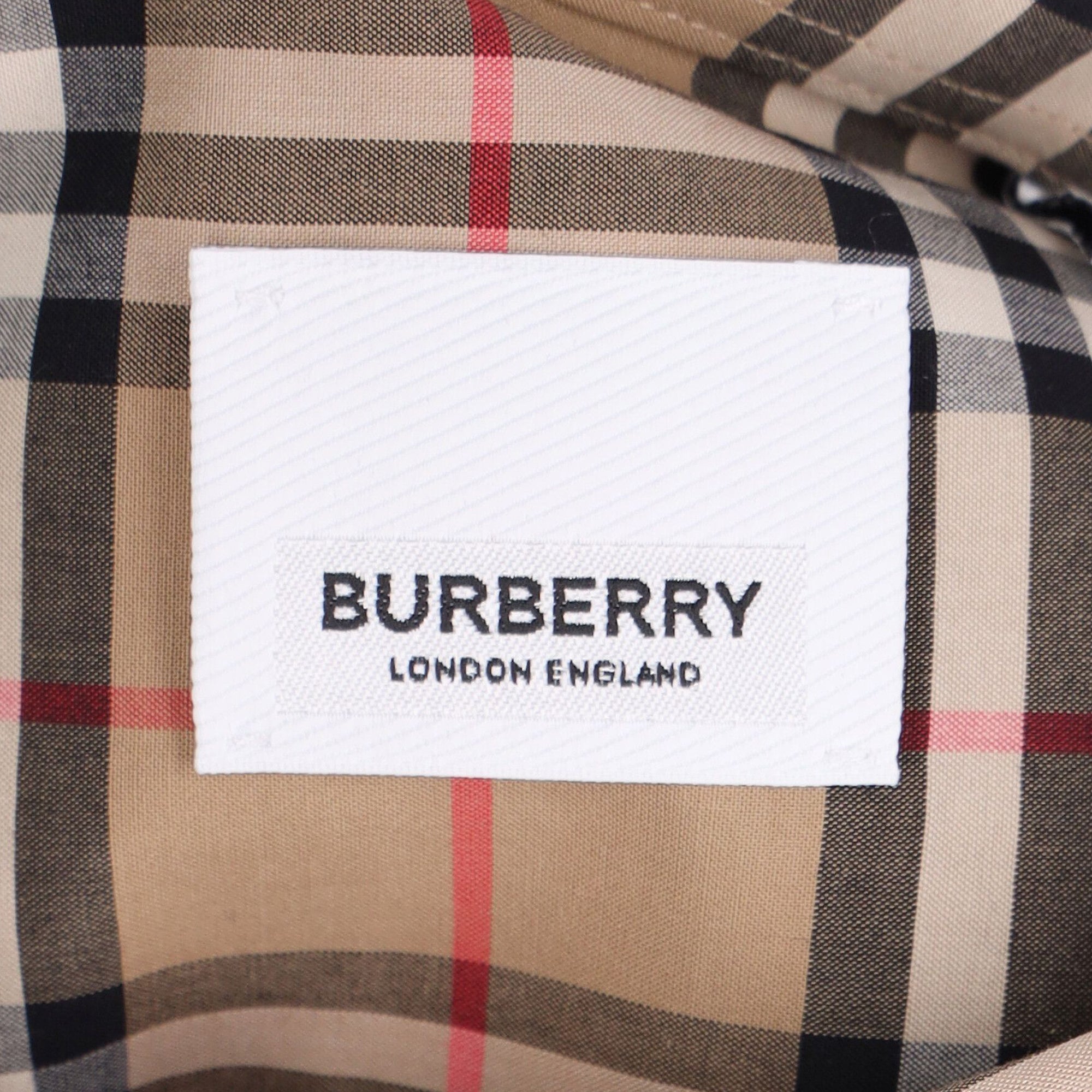 Long-Sleeved Checked Shirt With Classic Collar And Curved Hem